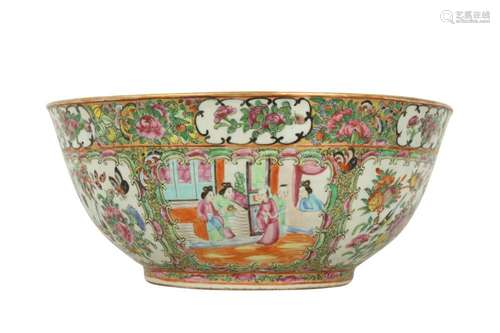 A CHINESE CANTON FAMILLE ROSE PUNCH BOWL.