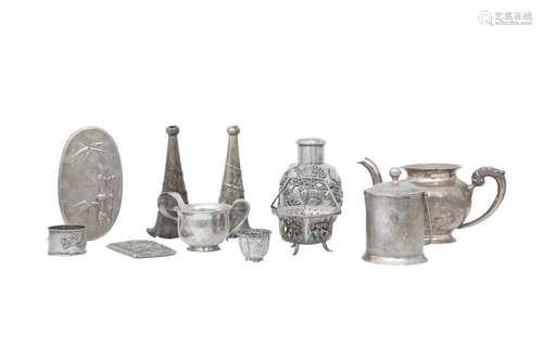 A SMALL COLLECTION OF MISCELLANEOUS CHINESE SILVERWARE.