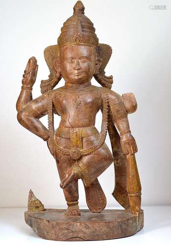 Grande statue de Vishnu en bois