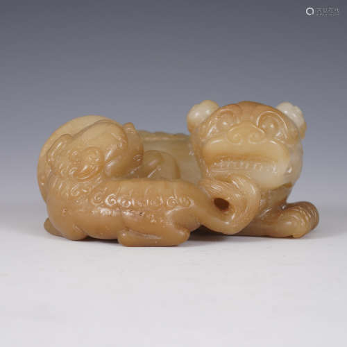 Jade Buddhist Lions Ornament
