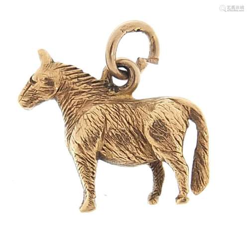 Unmarked gold zebra charm, (tests as 9ct gold) 1.5cm in leng...