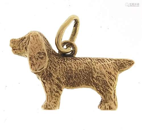 9ct gold Spaniel charm, 1.7cm in length, 2.8g