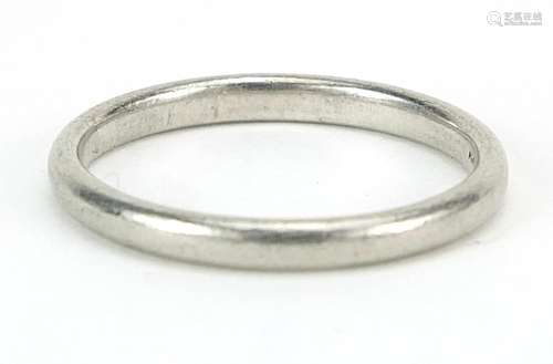 Platinum wedding band, size L, 3.3g