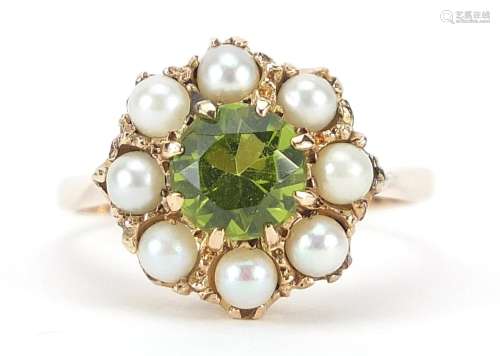 9ct gold peridot and cultured pearl flower head ring, size O...