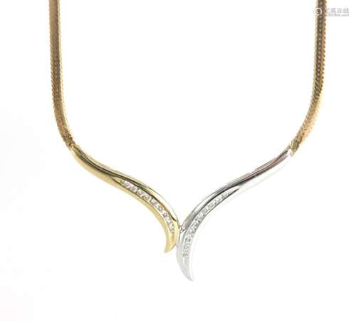 9ct two tone gold diamond necklace, 42cm in length, 6.3g