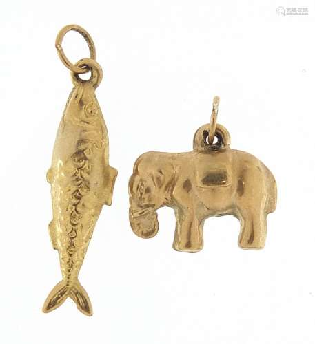 Two 9ct gold charms of a fish and elephant, the largest 2.4c...