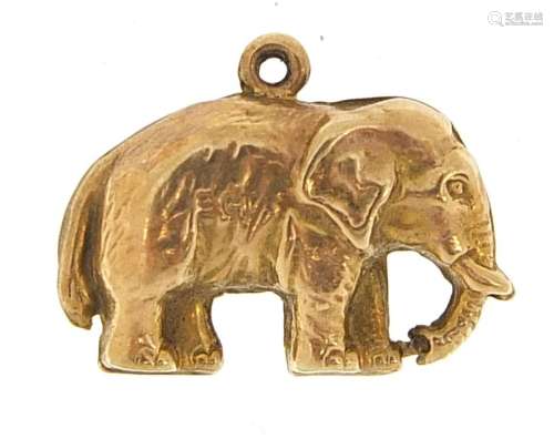 9ct gold elephant charm, 1.5cm in length, 0.8g