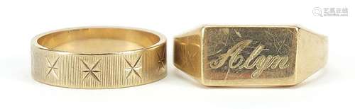 Two 9ct gold rings comprising a signet ring and wedding band...