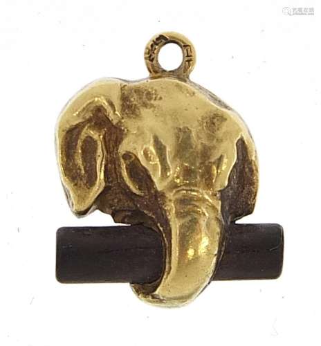 14ct gold elephant head charm, 1.4cm high, 1.1g