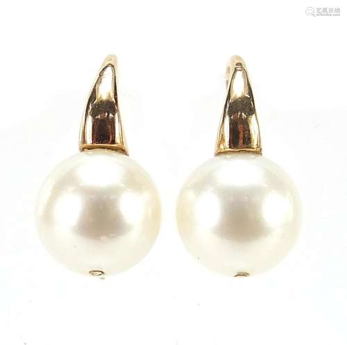 Pair of unmarked gold pearl earrings, 1.8cm high, 4.1g