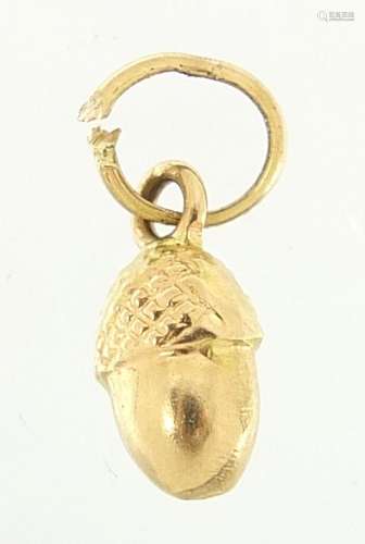 9ct gold acorn charm, 1.2cm high, 0.7g