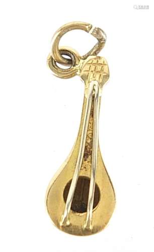 9ct gold mandolin charm, 1.5cm in length, 1.0g