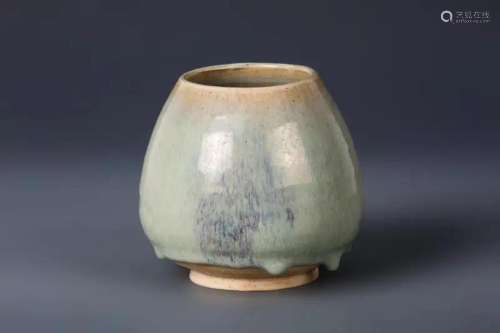 JUN WARE LOTUS BUD WATER POT