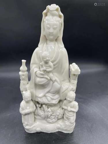 BLANC-DE-CHINE AVALOKITESHVARA FIGURINE