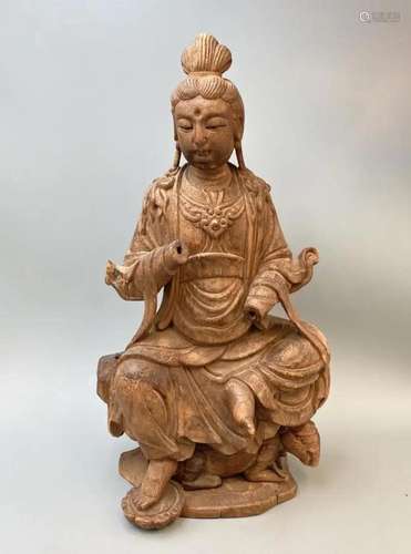 BOXWOOD CARVING FIGURINE OF AVALOKITESHVARA