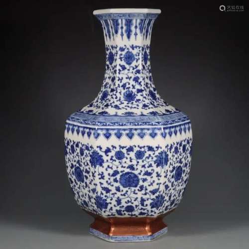 BLUE AND WHITE FLORAL HEXAGONAL VASE