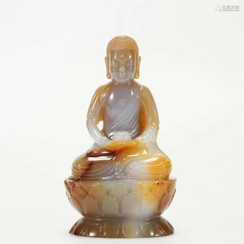 A Carved Agate Seated Bodhisattva