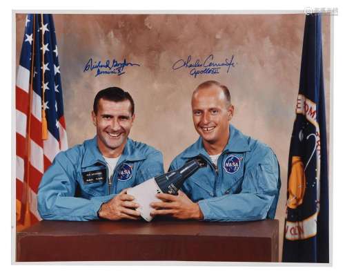 Official portrait of the crew, SIGNED by both astronauts [la...