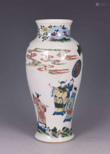 Wucai Glaze Figure Vase