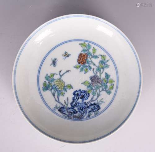 Doucai Glaze Flower and Bird Plate