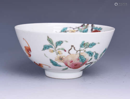 Famille Rose Peaches Bowl