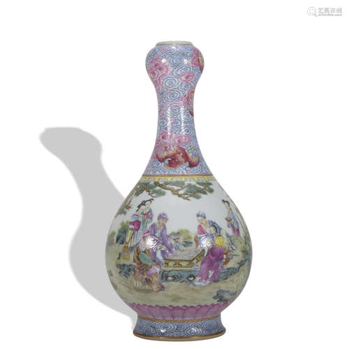 A Wu cai 'figure' vase