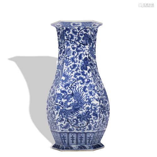 A blue and white 'dragon' vase