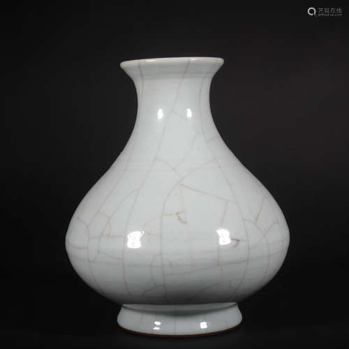 A officer glazed vase