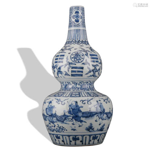 A blue and white 'figure' gourd-shaped vase