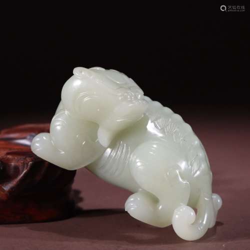 Hetian Jade Fortunate Beast,China