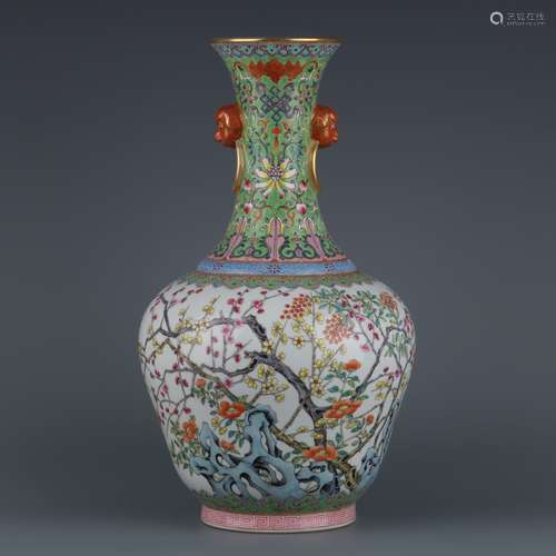 Qing Dynasty Jiaqing Period Green Famille Rose Porcelain 