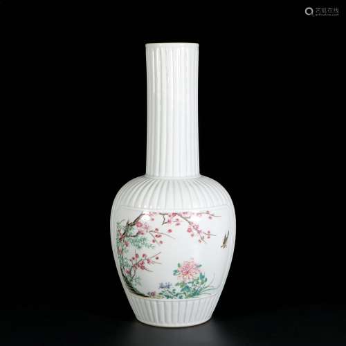 Green Glaze Famille Rose Porcelain Bottle,China