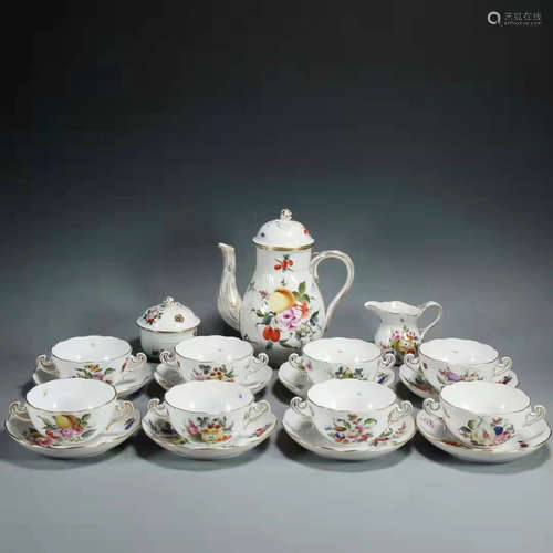 Set Of 19 Pieces Of Helun Tea Sets