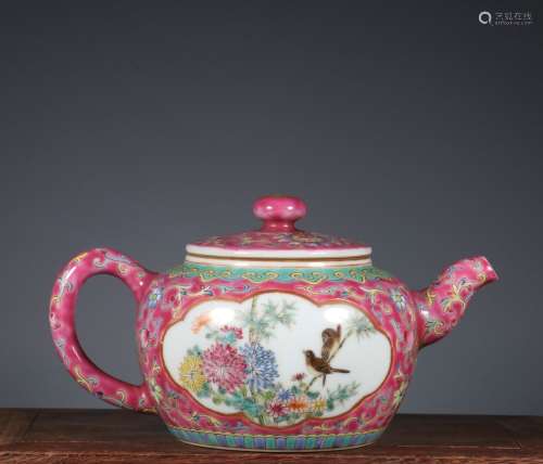 Qing Dynasty Qianlong Period Red Famille Rose Porcelain 