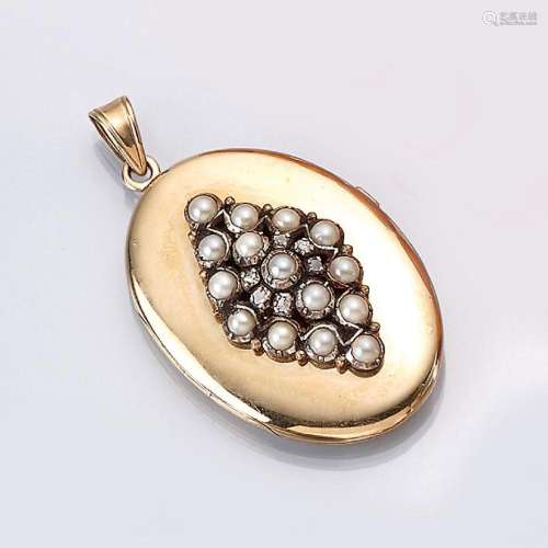 14 kt gold locket with pearls and diamonds