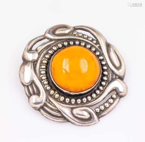 Brooch with amber, Norway approx. 1915/20