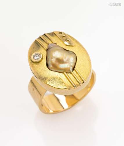 14 kt gold designer ring with pearl and brilliant