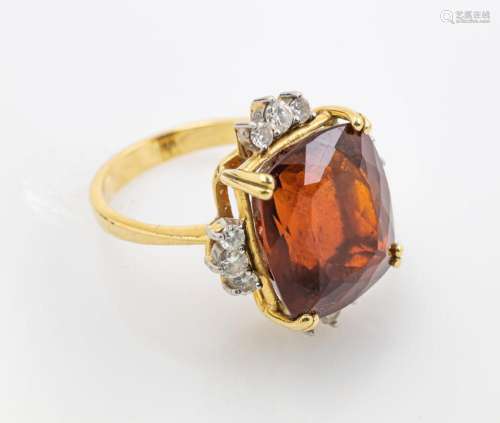 18 kt gold ring with citrine and brilliants