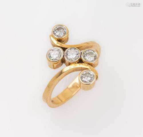 14 kt gold ring with brilliants