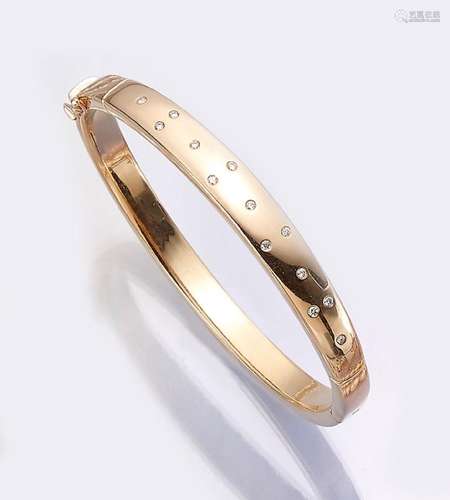 14 kt gold bangle with brilliants