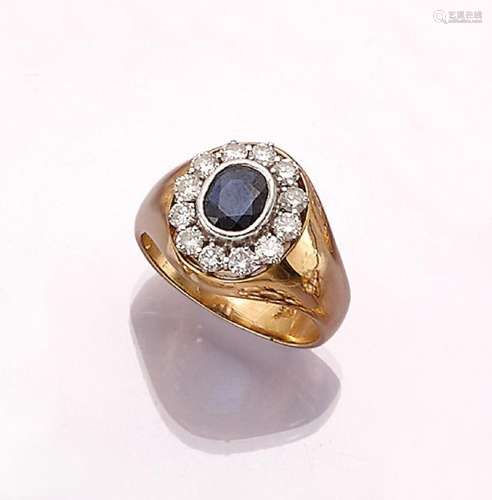 18 kt gold ring with sapphire and brilliants