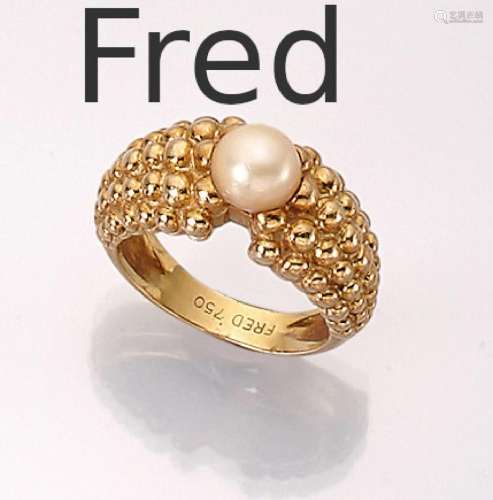18 kt gold FRED ring with cultured pearl