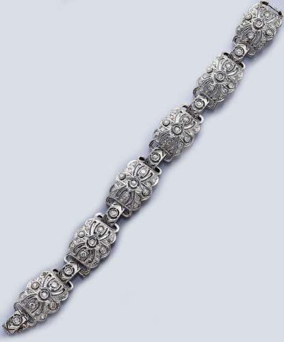 Platinum bracelet with diamonds