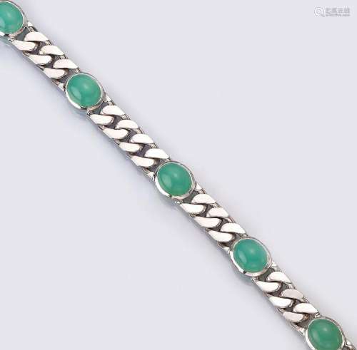 18 kt gold flat curb bracelet with chrysoprases