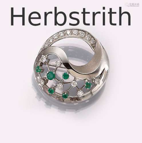 THEODOR HERBSTRITH 18 kt gold brooch with emeralds and brill...