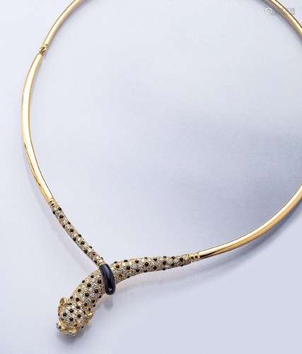 18 kt gold necklace with onyx and brilliants