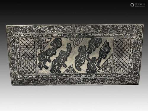 INDIAN SILVER INLAY BIRDI BOX WITH CALLIGRAPHY, 19TH CENTURY