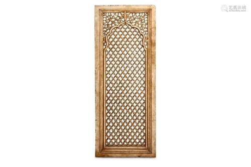 A MUGHAL STYLE MARBLE JALI SCREEN, NORTH INDIA, 19TH CENTURY