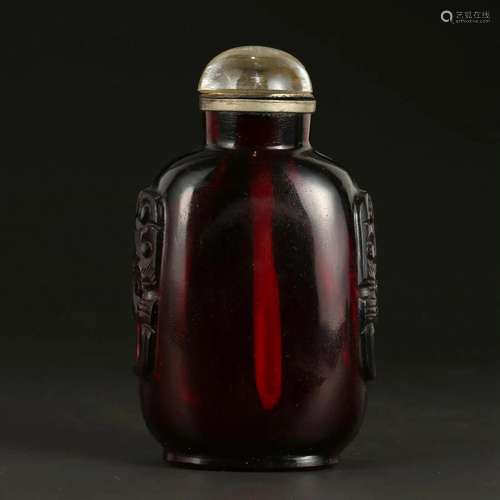 A GLASS SNUFF BOTTLE