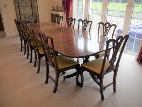 A Fine George III mahogany Triple Pedestal Dining table. cir...